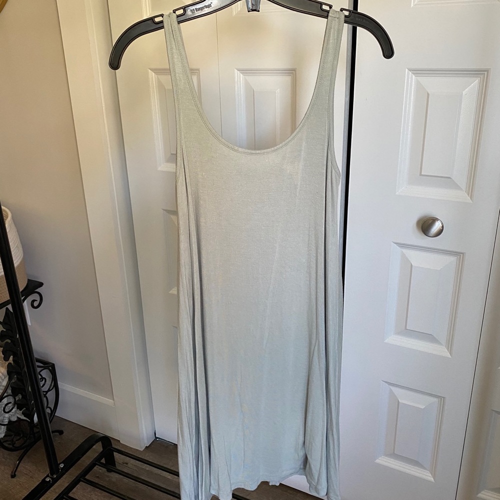 Light green dress
